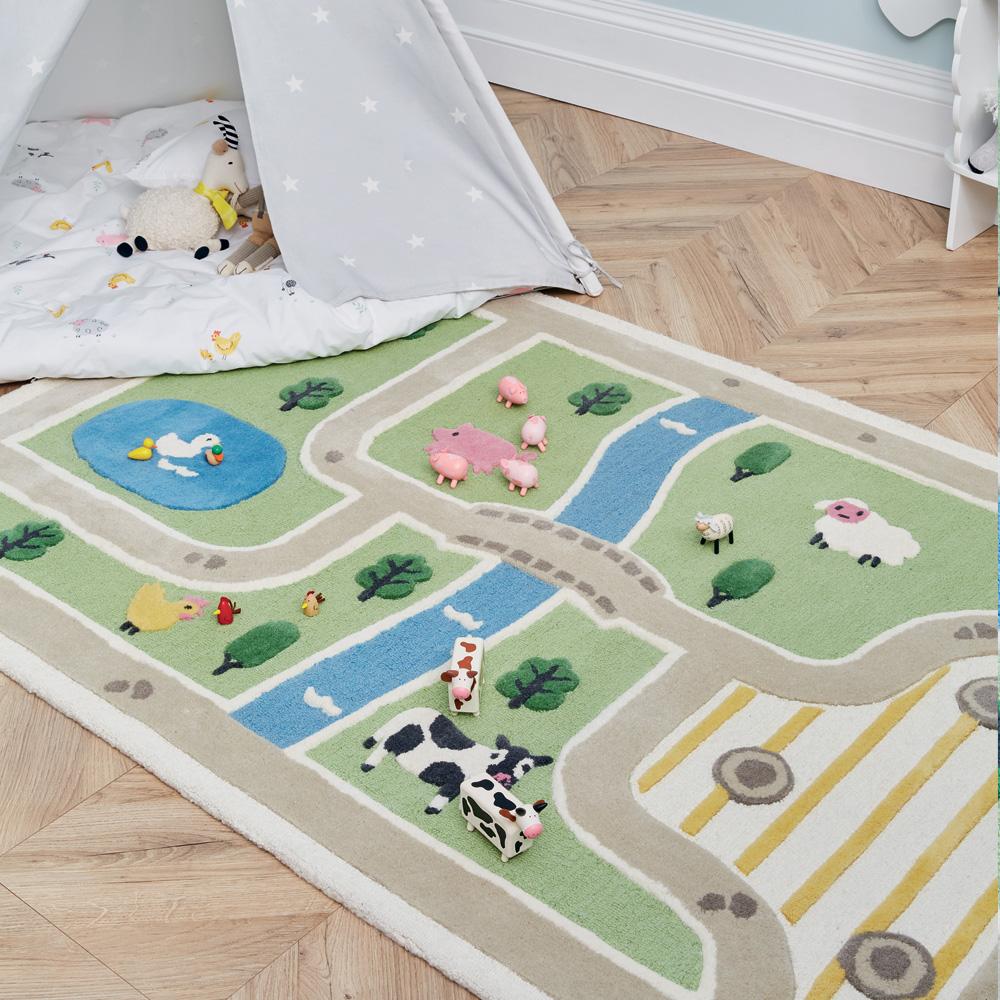 Day at the Farm Rug, 180 x 120 (cm)